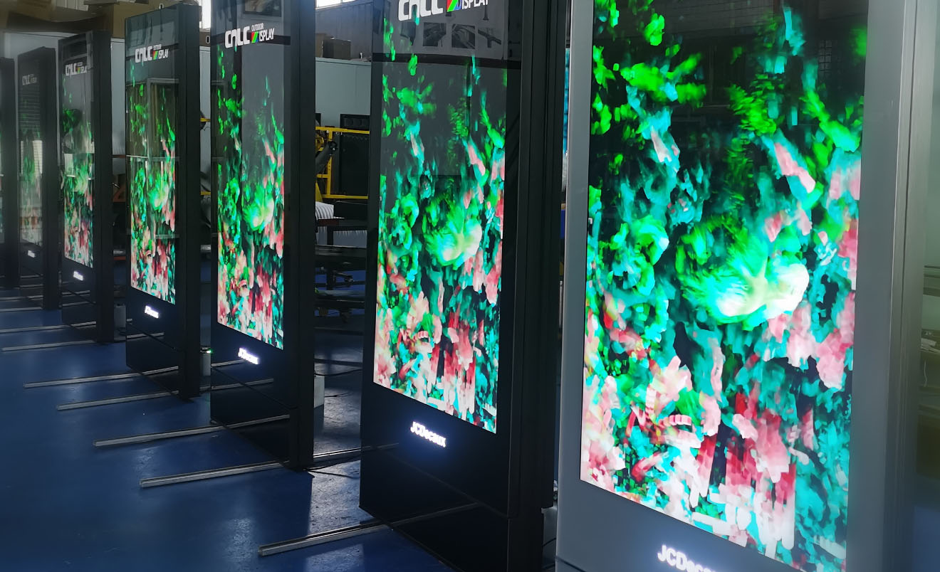 Europa: pantallas LCD para interiores de 65 pulgadas